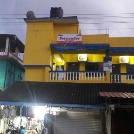 Fernandes Guest House Calangute Buitenkant foto